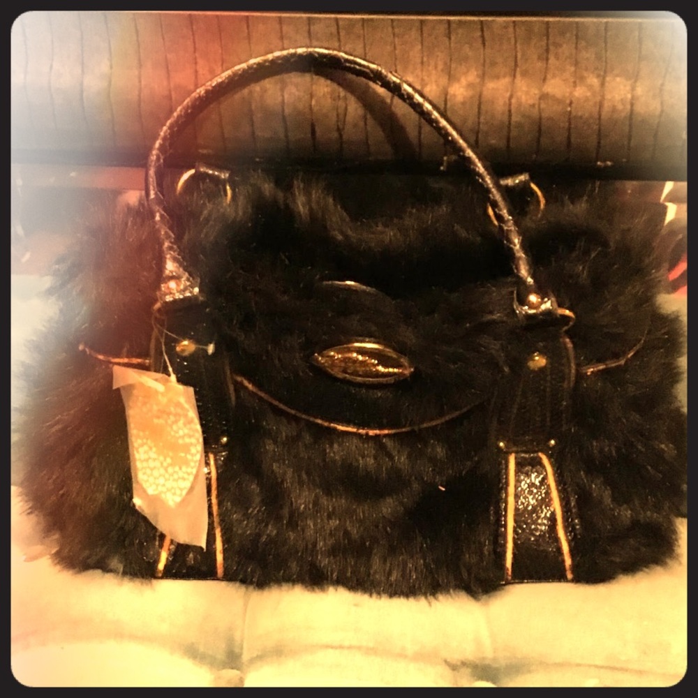 Nwt fuzzy fluffy awesome